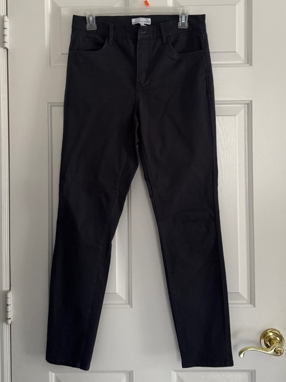 LOFT Straight Ankle length Jeans in slate Gray Size 27/4
